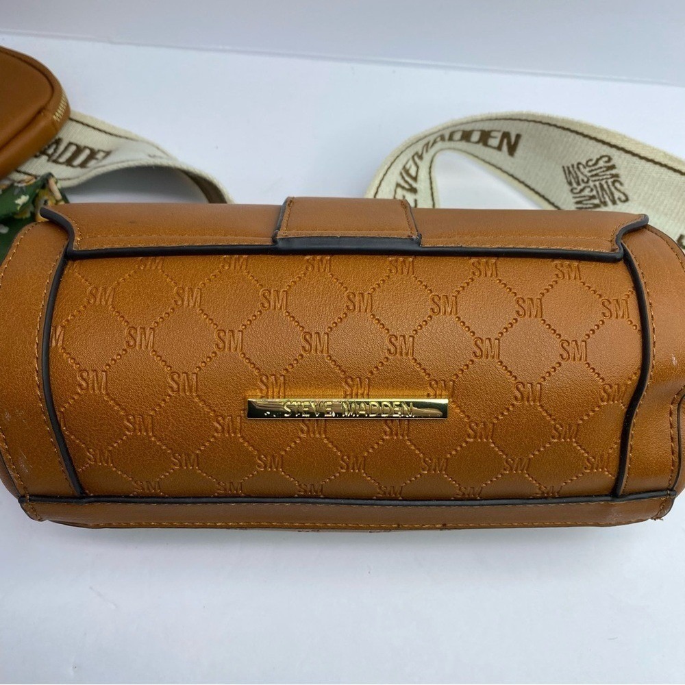Steve Madden Brown Crossbody Bag with Accessories - Picture 5 of 6